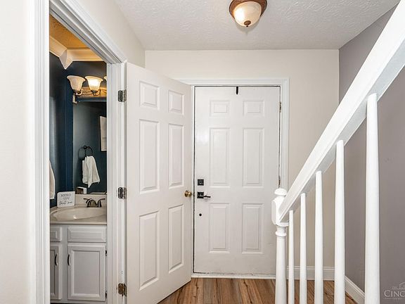 5th image of 3895 Pebble Creek Ln