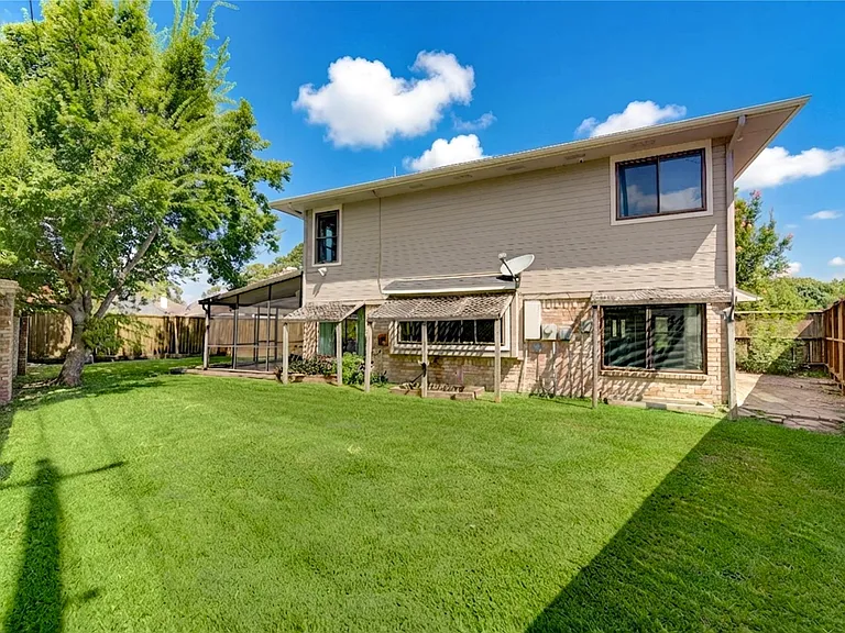 13103 Wickersham Ln — Photo 34