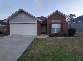 105 Sugarberry Rd, Dothan, AL 36301