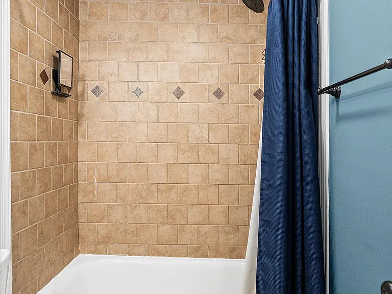900 Harden Ct — Photo 26