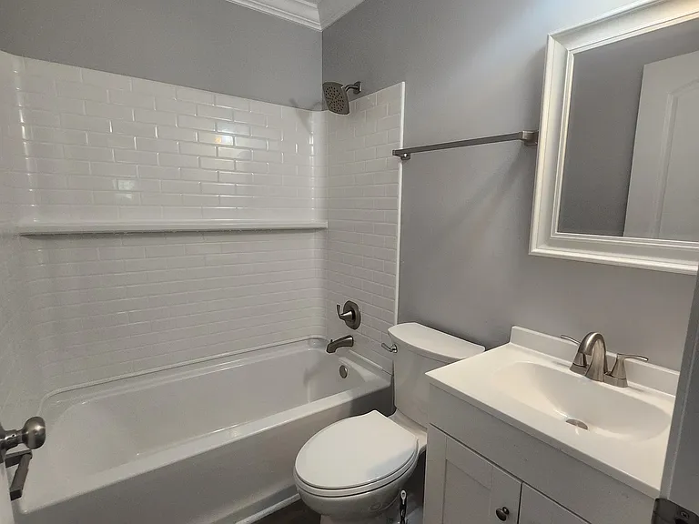 25 E Church St — Photo 7