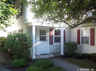 6 Heron Way S, Fairport, NY 14450