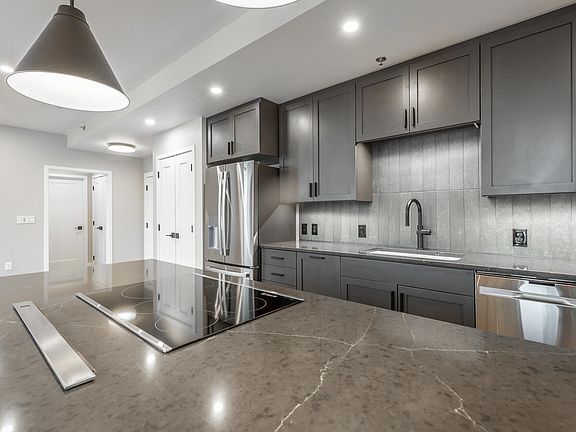 4th image of 707 Georgia Ave Suite 402