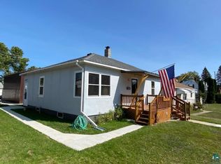 421 E James St, Ely, MN 55731