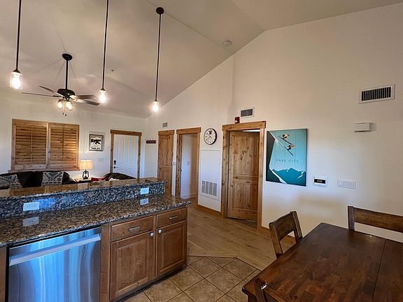3rd image of 5519 Lillehammer Ln APT 1312