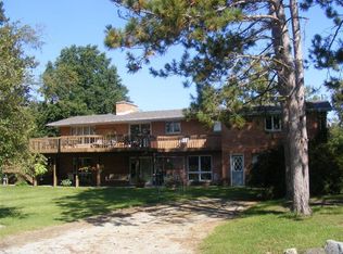 5608 Murvihill Rd, Valparaiso, IN 46383