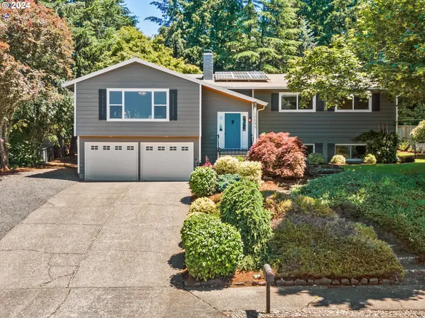 19546 Kapteyns St, West Linn, OR 97068