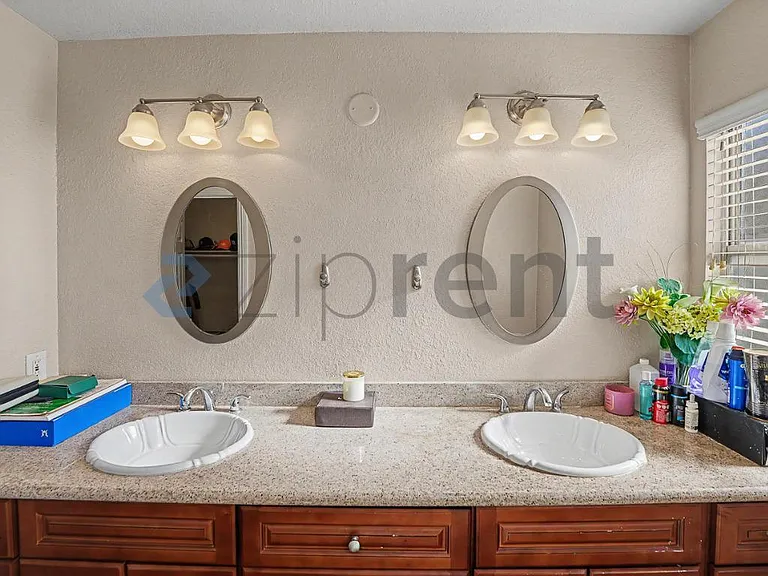 16380 Trelaney Rd — Photo 15