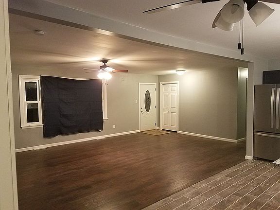 5th image of 1212 Sunset Dr