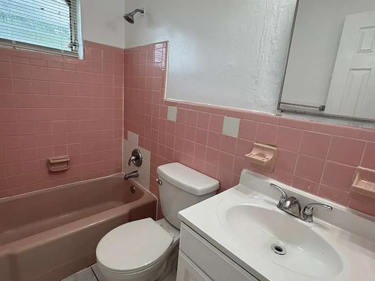 2451 NW 13th Ct #5 — Photo 8