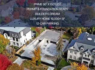 27 Dempsey Cres, Toronto, ON M2L1Y4