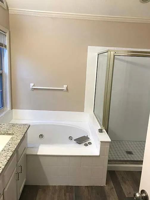 3 bed, 2.5 bath, 2000 sqft, $2,195 — Photo 3