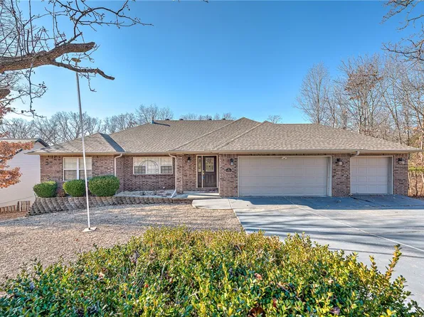 6 McCollough Ln, Bella Vista, AR 72715