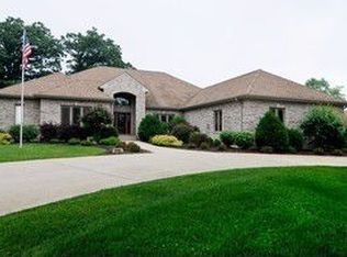 22148 N Old Farm Rd, Deer Park, IL 60010