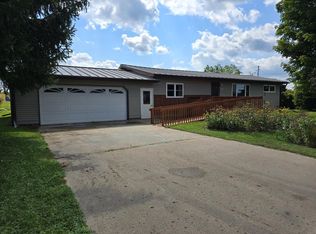 511 E Taft St, Blair, WI 54616