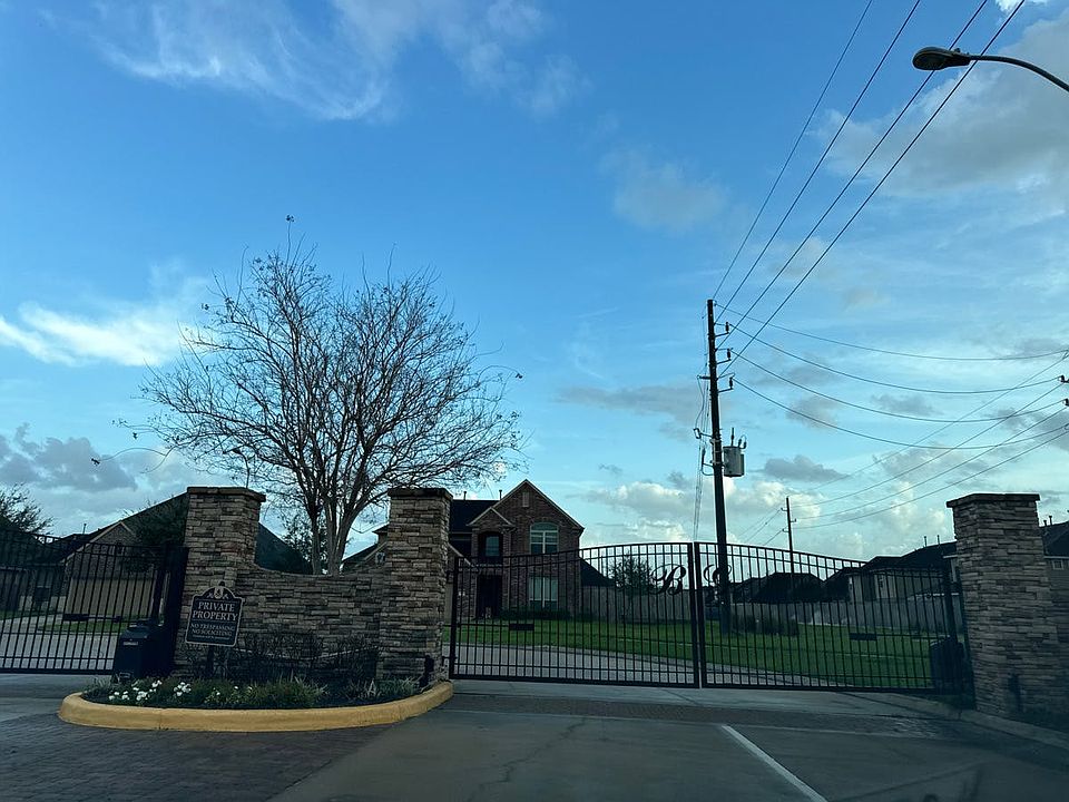 1st image of 4907 Mountain Maple Trl