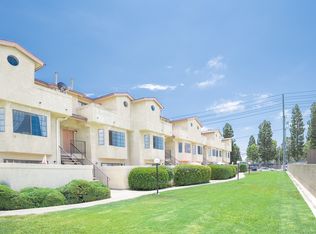 8071 Garfield Ave APT 27, Huntington Beach, CA 92646