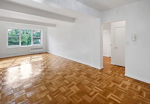 2nd image of 2465 Palisade Ave APT 2J
