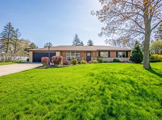 3500 S Russel Rd, New Berlin, WI 53151