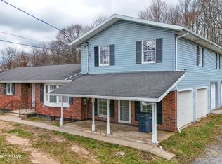 231 Morea Rd, Frackville, PA 17931