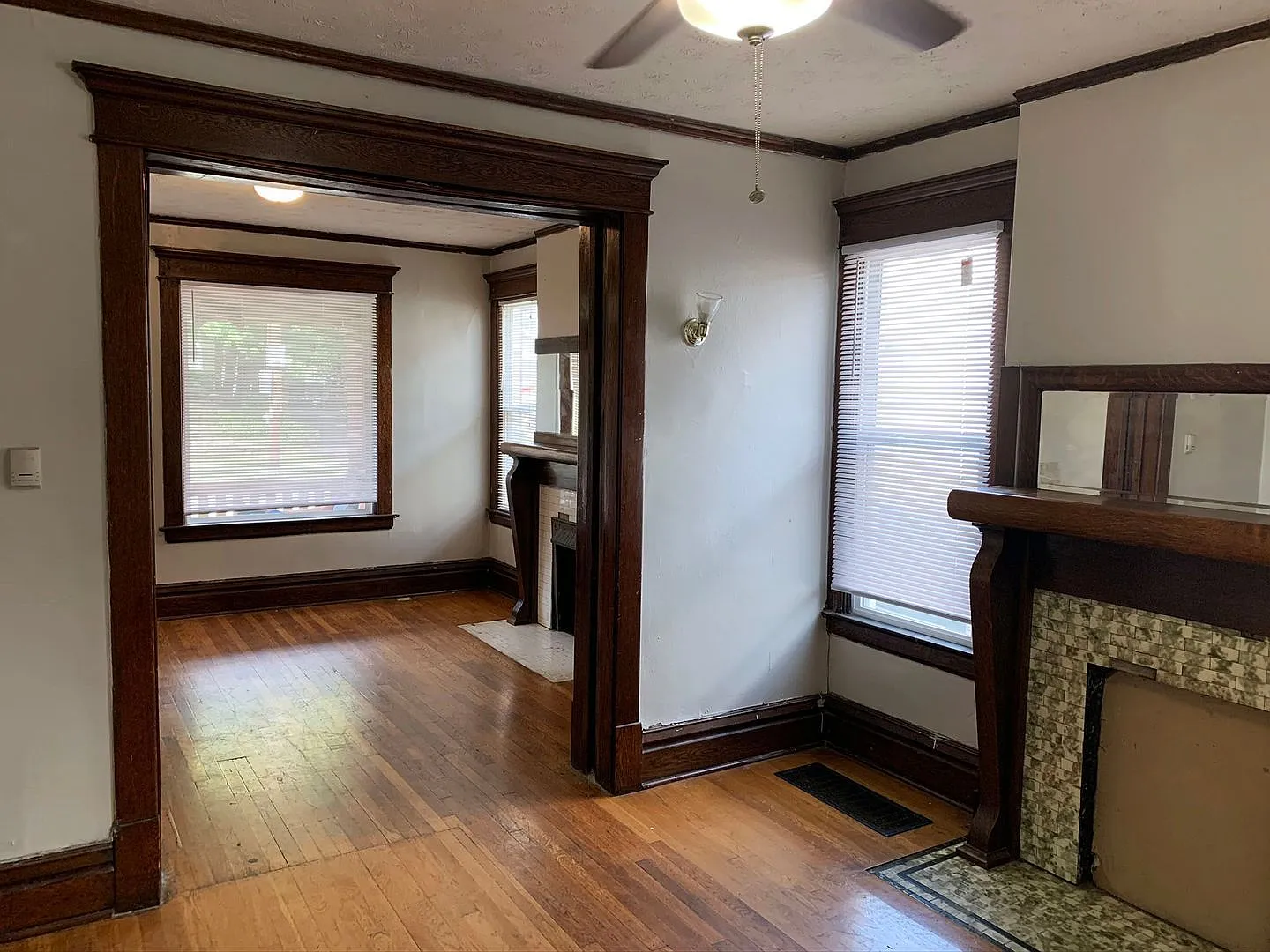 4 bed, 1.0 bath, $1,795 — Photo 2