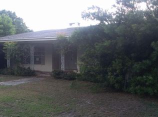 1201 Old Helena Rd, Winter Haven, FL 33884