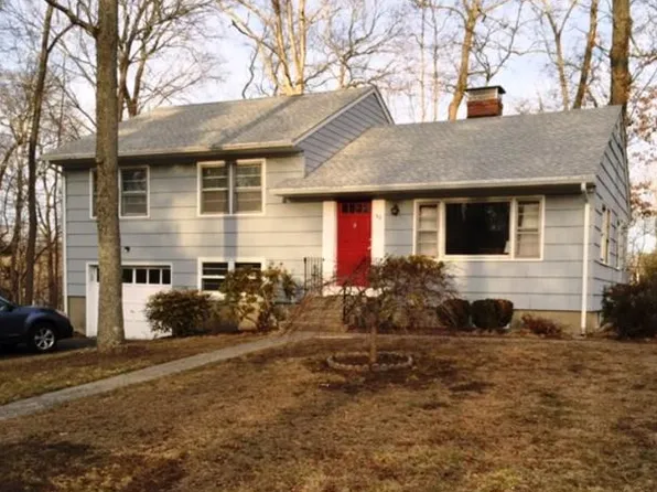 50 Forest Ave, Groton, CT 06355