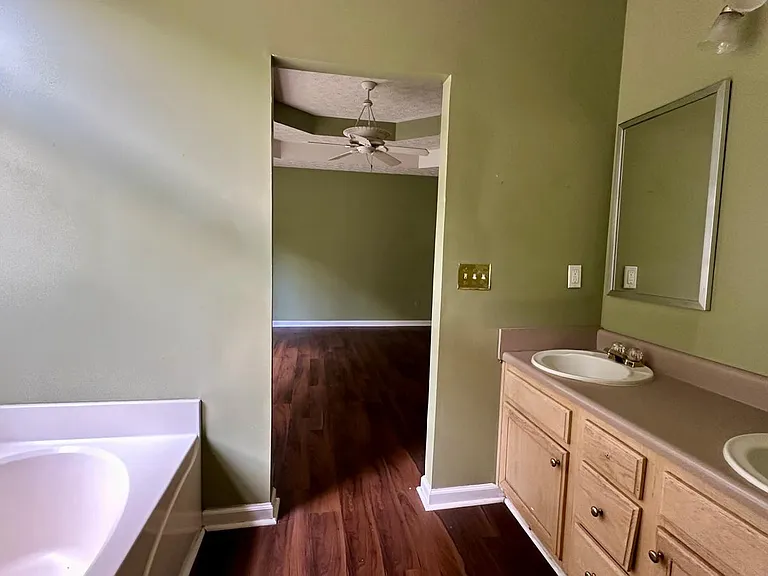250A Dillion Dr — Photo 21
