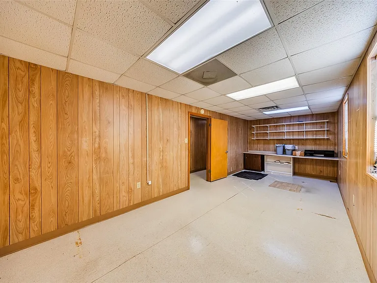 4227 Old Chocolate Bayou Rd — Photo 28