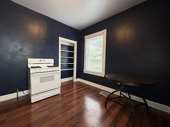 5th image of 11 Lelia St Floor 2