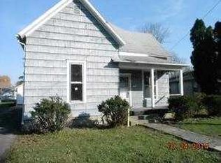 304 N Sycamore St, Gaston, IN 47342