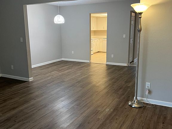 4th image of 42 Tomoka Meadows Blvd