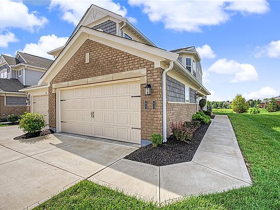 4th image of 61 Pebble Brook Pl