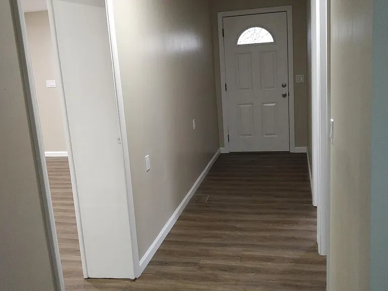 8 Glassboro Ave — Photo 14