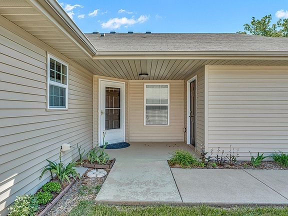 4th image of 5504 SW Cantabella St