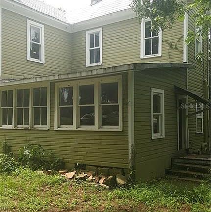 3rd image of 221 N Mary St
