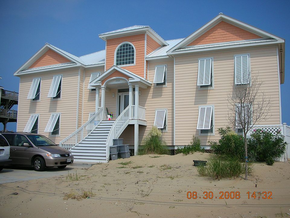 2nd image of 2560 Sandfiddler Rd