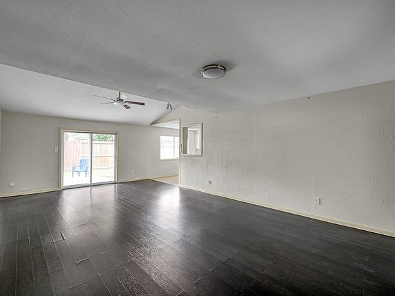 5th image of 29318 Waltham St