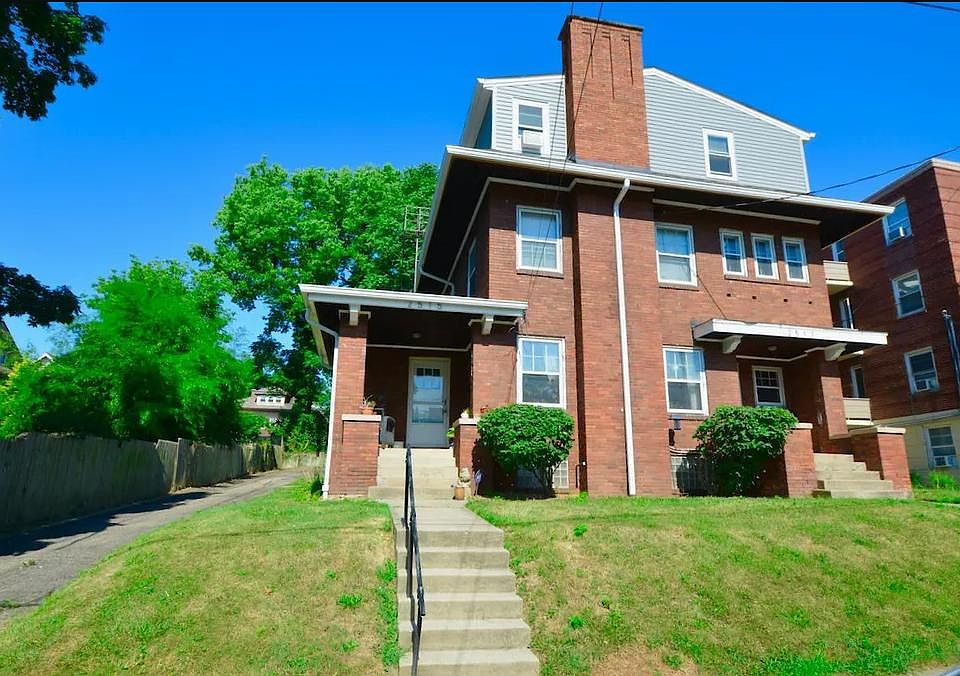 1st image of 2515 Hackberry St Unit 2
