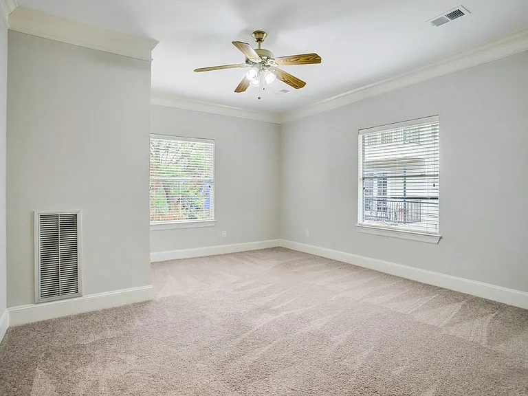 1809 W Clay St — Photo 15