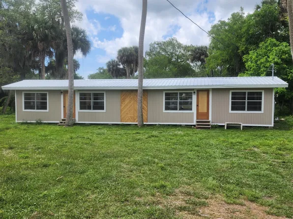 1063 Harper Ln, Moore Haven, FL 33471