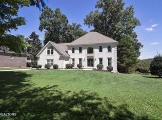 140 Windswept Dr, Lenoir City, TN 37772