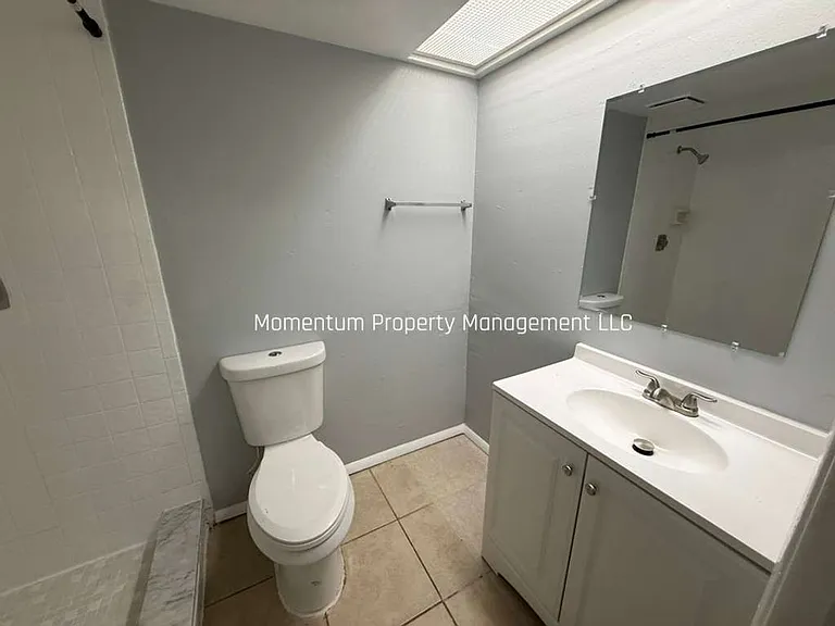 198 N Fernwood Ave #2 — Photo 19