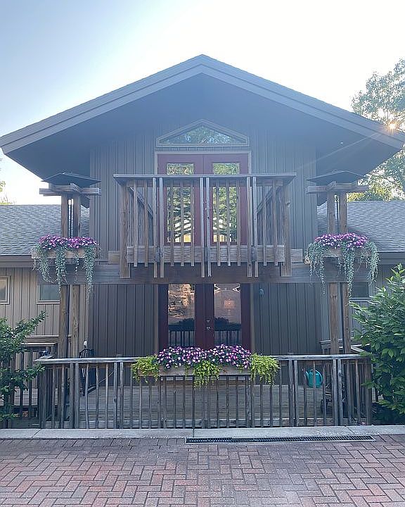 1st image of 37 Kintyre Dr