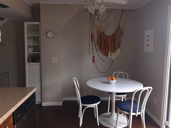 5th image of 1062 Worthington Woods Blvd