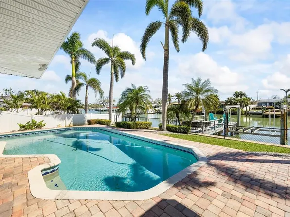 7870 Causeway Blvd S, Saint Petersburg, FL 33707