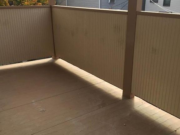 4th image of 27 Falcon St #2C