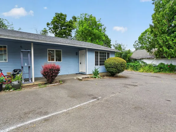 2114 A St APT 4, Forest Grove, OR 97116