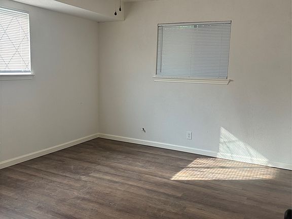 4th image of 3261 Gene Ln