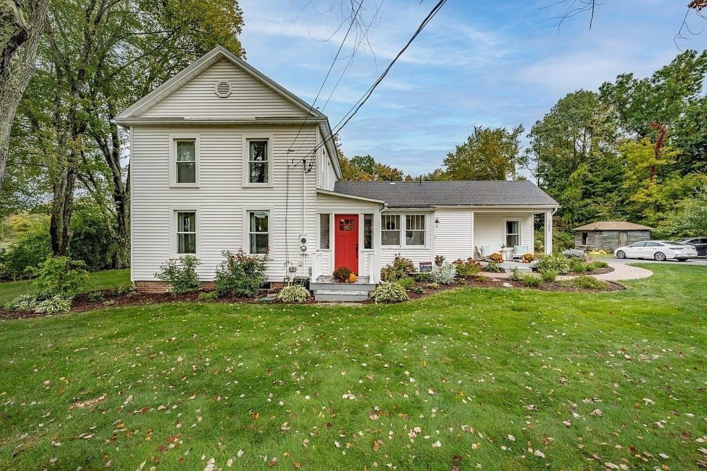 157 Ferry St, South Hadley, MA 01075 Zillow